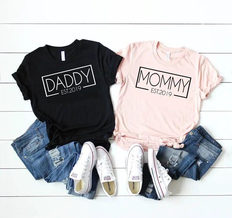 pregnancy announcement t-shirts