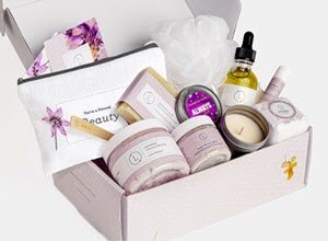 pregnancy gift box