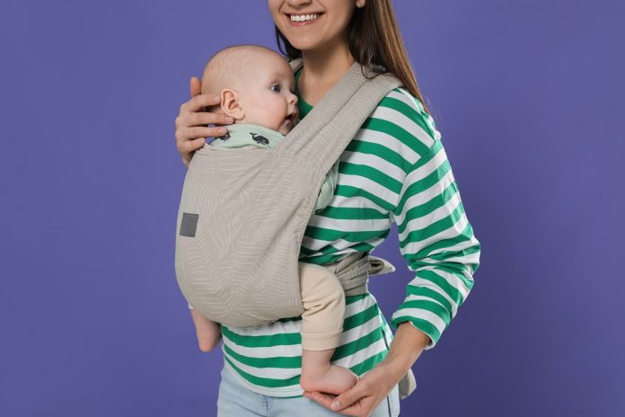 can baby spend too much time in a hip seat carrier